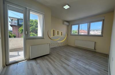 Zyre me qira në Qendër