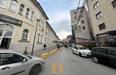 Lokal Me Qera Tek Shkolla Elena Gjika – Prishtinë