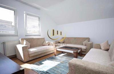 Kati i Shtëpis me qira në Ulpianë