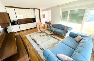 Banesë me qira në Rrugën C