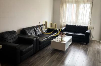 Banesa me qira në Rrugën C