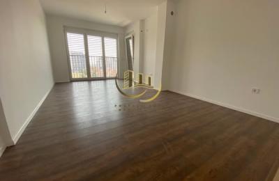 Banesë Zyre me qira në Velani