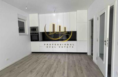 Banesë Zyre me qira në Tophane