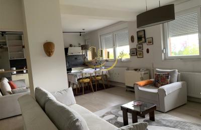 Banesë Zyre me qira në Ulpianë