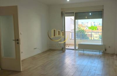 Banesë Zyre me qira në Lagjen e Spitalit