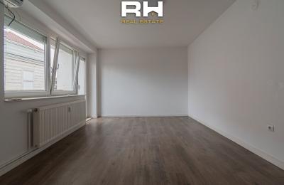 Banesë – Zyre 65m² me QIRA në Qendër