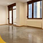 Zyre 200m² me QIRA në objektin e “Nartel Center”, Pejton.