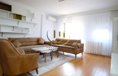 Banesë me qira në Rrugen B