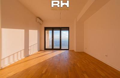 Banesë – Zyre 93m² me QIRA në Lakrishtë