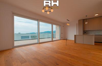 Banesë – Terracier 118m² + 55m² me QIRA në Marigona Hill