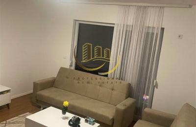 Banesë me qira te Rruga B