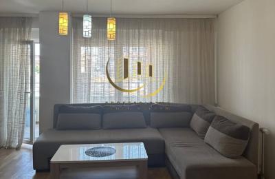 Banesë me qira në Bregun e Diellit