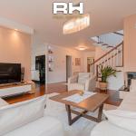 Shtëpi 420m² me QIRA në Sofali