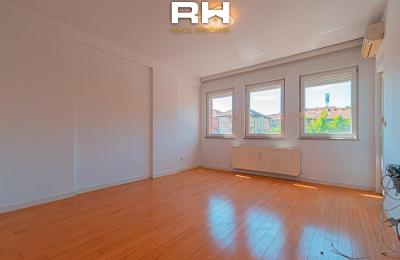 Banesë 82m² në SHITJE te Rruga B