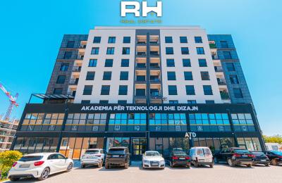 Penthouse 107.7 + 145m² në SHITJE te Prishtina e Re