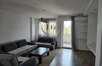 Banesë me qira në Bregun e Diellit