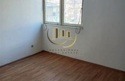 Banesë Zyre me qira në Qendër