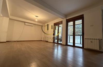 Lokal me qira në Dardani