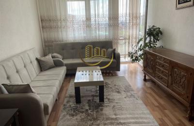 Banesa me qira në Aktash