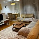 Banesë me qira në Bregun e Diellit