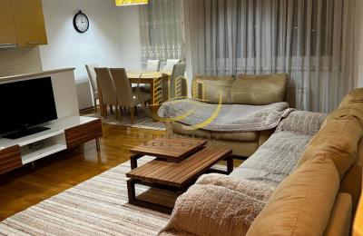 Banesë me qira në Bregun e Diellit