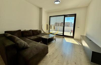 Penthouse me qira në Mati 1