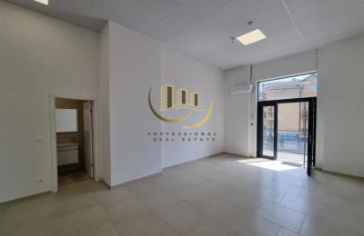 Lokal me qira në Bregun e Diellit