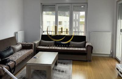 Banesë me qira te Rruga B