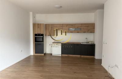 Banesë Zyre me qira te Muhaxherët