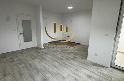 Banesë Zyre me qira në Lagjen e Spitalit