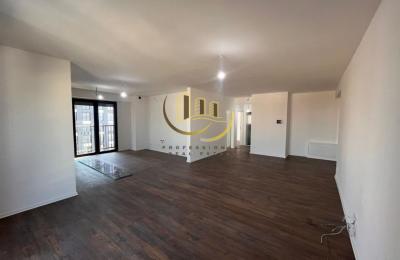 Zyre me qira në Lakrishte