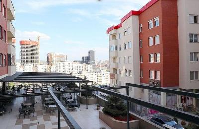 LOKAL NË SHITJE ARBËRI