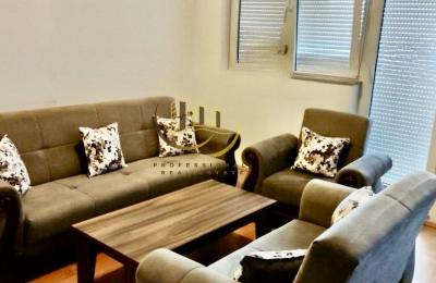 Banesë me qira te Rruga B