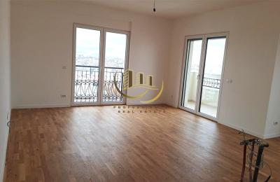 Banesë Zyre me qira te Muhaxherët