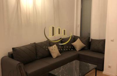 Banesë me qira te Rruga B