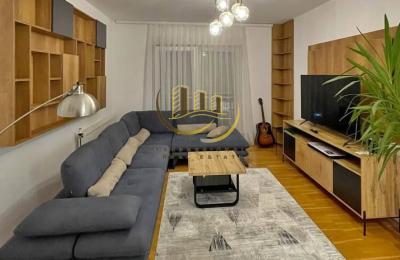 Banesa me qira në Kalabri – Emshir