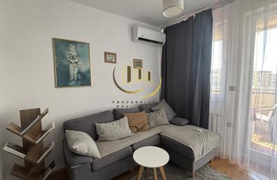 Banesë me qira te Rruga B