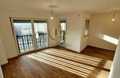 Banesë Zyre me qira te rruga A