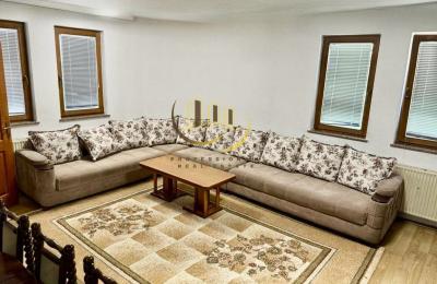 Kat i shtëpis me qira në Bregun e Diellit