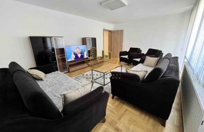 SHTEPI me qira në Bregun e Diellit