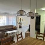 Banesa me qira në Bregun e Diellit