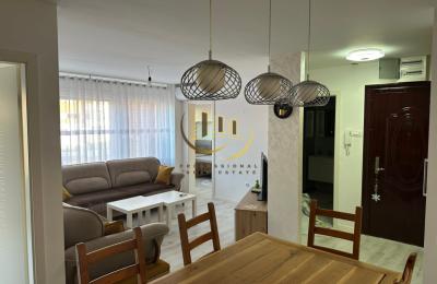 Banesa me qira në Bregun e Diellit