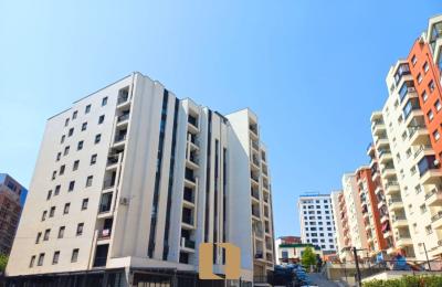 Banesë Në Shitje Në Rrugën C – Vg Construction