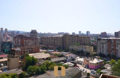 Banesë / Zyrë Në Pejton – Tek Beni Dona