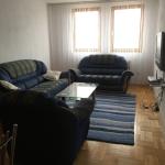 Ipet më qira banesa 2 dhomëshe 55m2 kati 10 në Lagjen e Spitalit