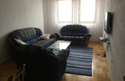 Ipet më qira banesa 2 dhomëshe 55m2 kati 10 në Lagjen e Spitalit