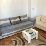 Ipet me qira banesa 2 dhomëshe 50m2 kati 5 në lagjen Kodra Diellit