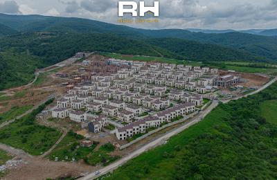 Shtëpi 375m² në SHITJE në ‘Royal Green Residence’, Zllatar