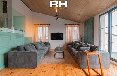 Banesë Penthouse 174m² me QIRA në Dragodan