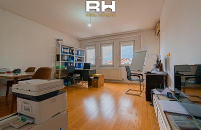 Banesë – Zyre 113m² me QIRA te Rruga B